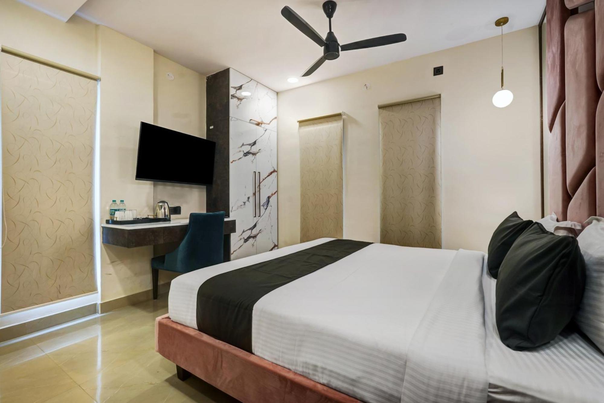 Astra Hotels & Suites - Koramangala Bangalore Luaran gambar