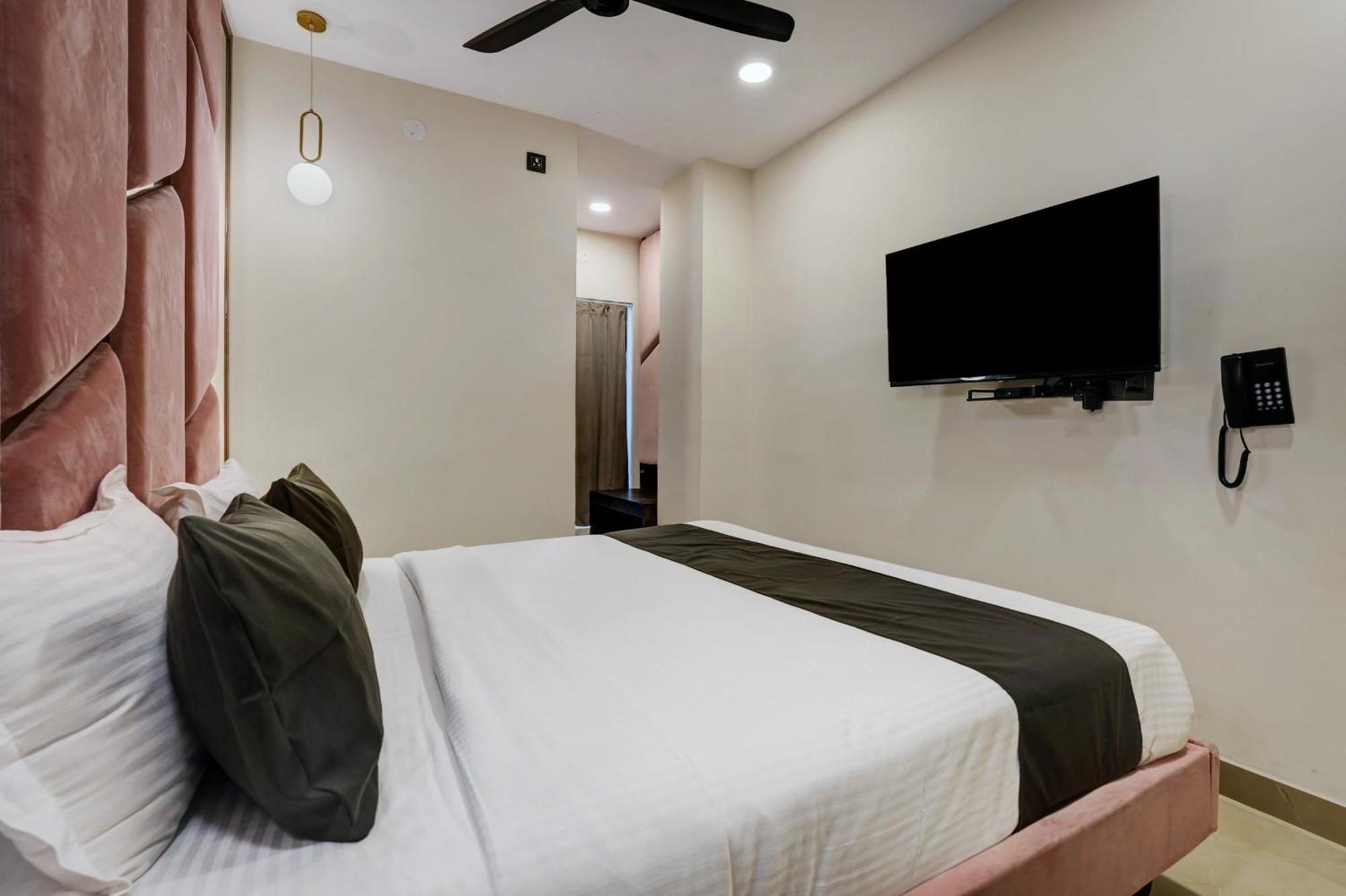 Astra Hotels & Suites - Koramangala Bangalore Luaran gambar