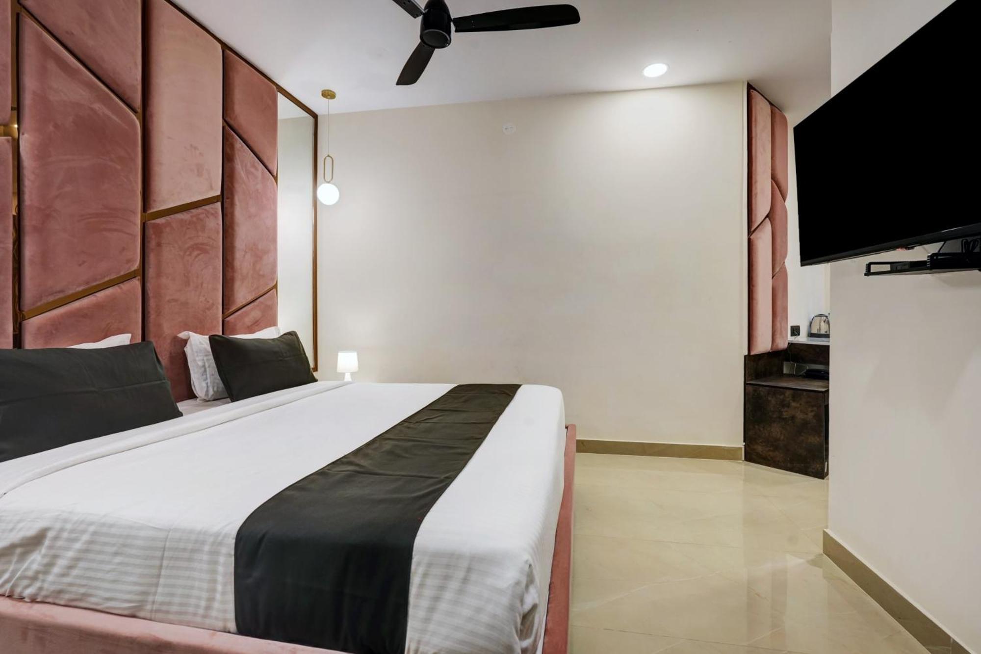 Astra Hotels & Suites - Koramangala Bangalore Luaran gambar